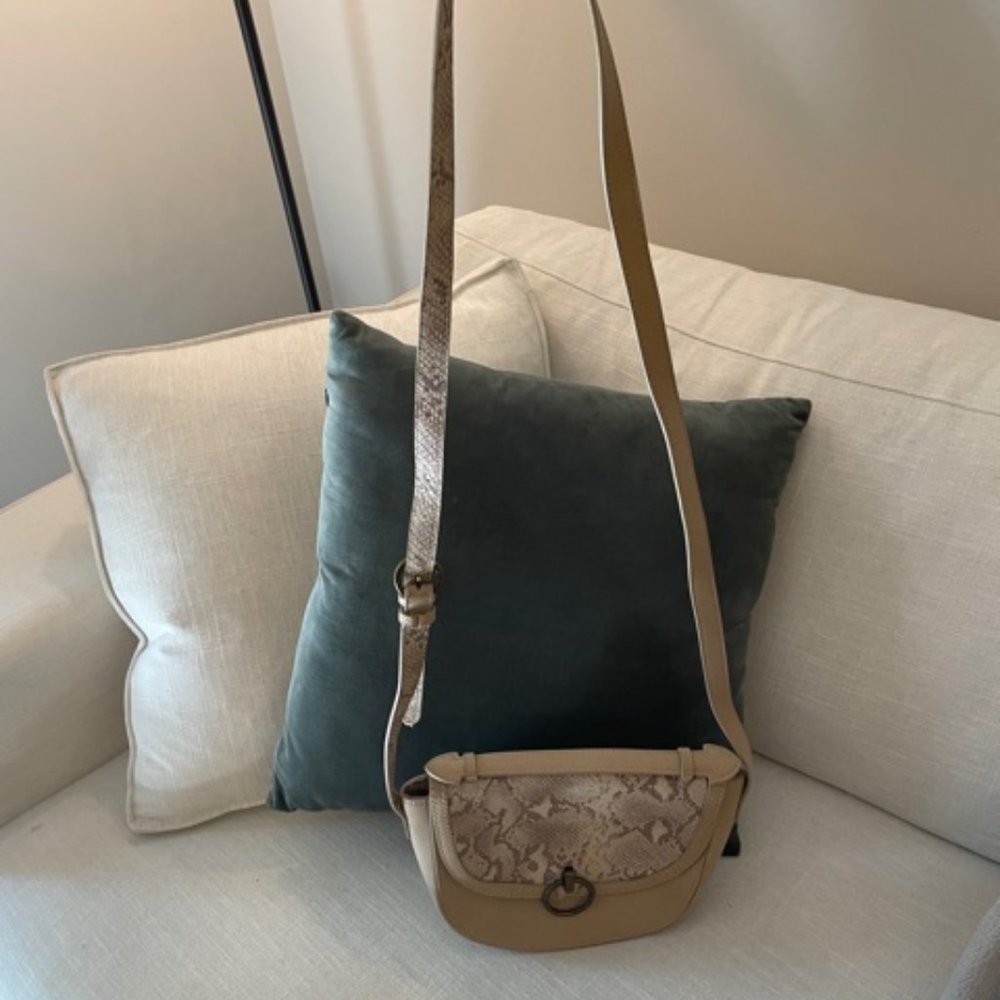 Universal Thread Python Saddle Bag Like New - image 3